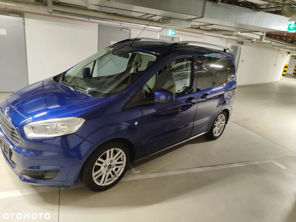 Ford Tourneo Courier 1.0 EcoBoost Titanium - 4