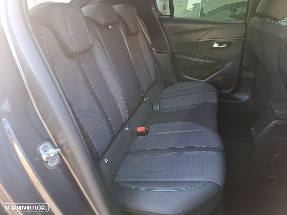 Peugeot 208 PureTech 100 Allure Pack - 39