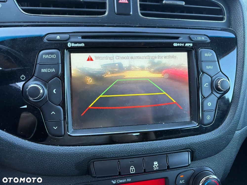 Kia Ceed 1.6 CRDi ISG Vision - 17