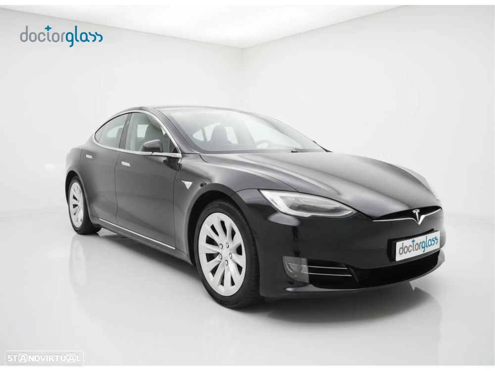 Tesla Model S 90D - 3