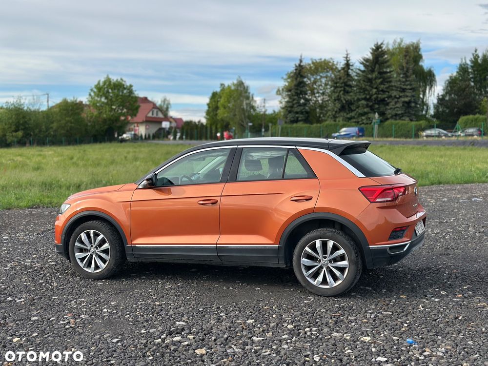 Volkswagen T-Roc - 19