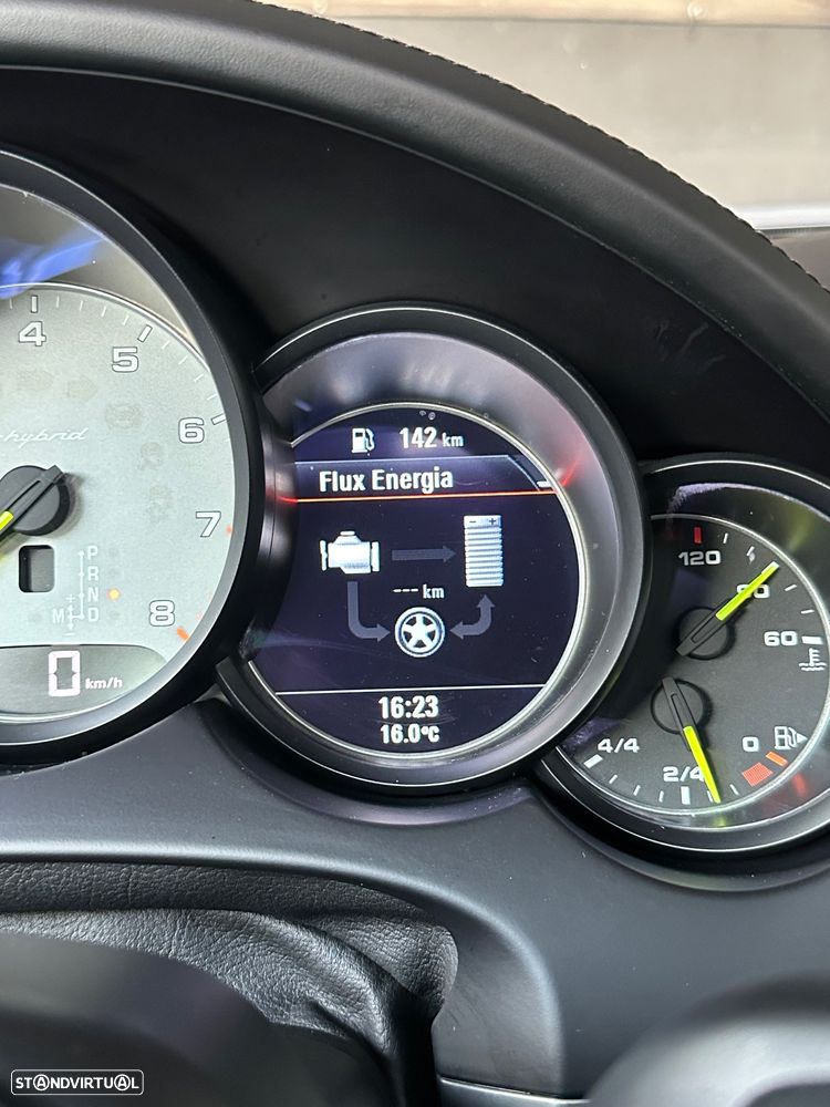 Porsche Cayenne S Hybrid Tiptronic S - 31