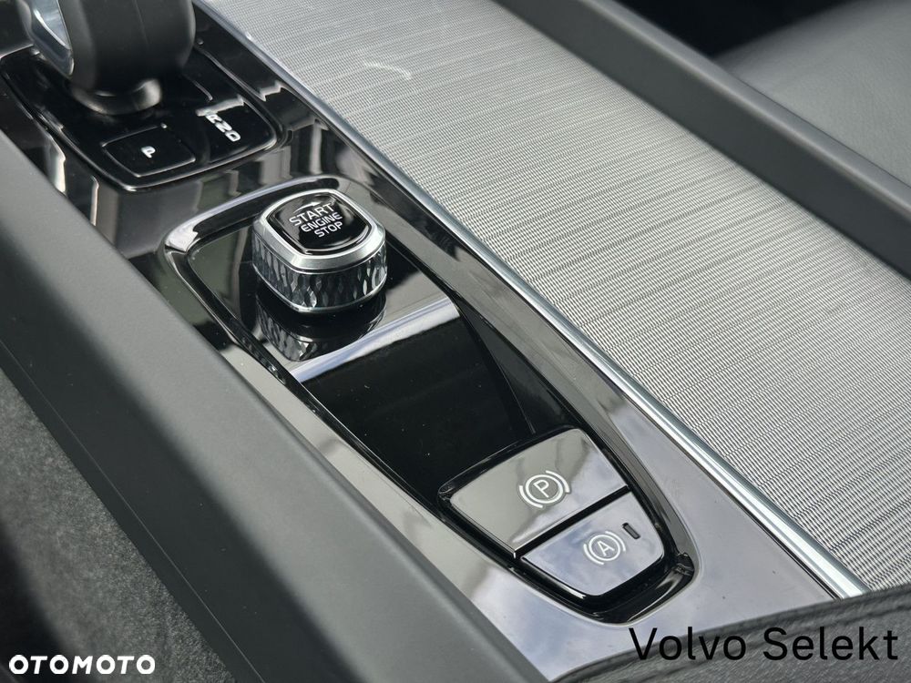 Volvo XC 60 - 22