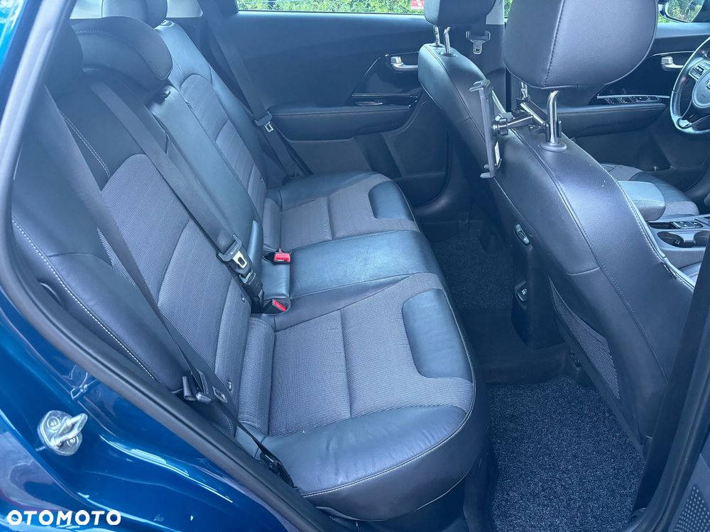 Kia Niro 1.6 GDI Hybrid L - 14
