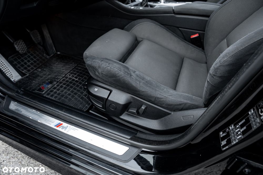 BMW Seria 5 ver-xdrive20d - 18