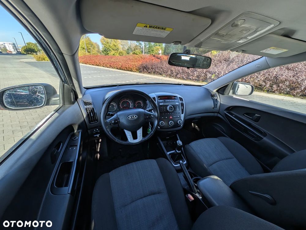 Kia Ceed Cee'd 1.4 L - 13