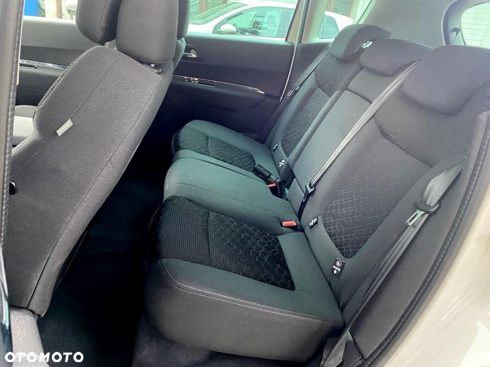 Peugeot 3008 1.6 BlueHDi Style S&S - 19