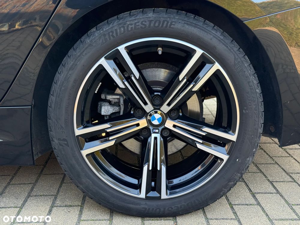 BMW Seria 3 320d xDrive M Sport sport - 36