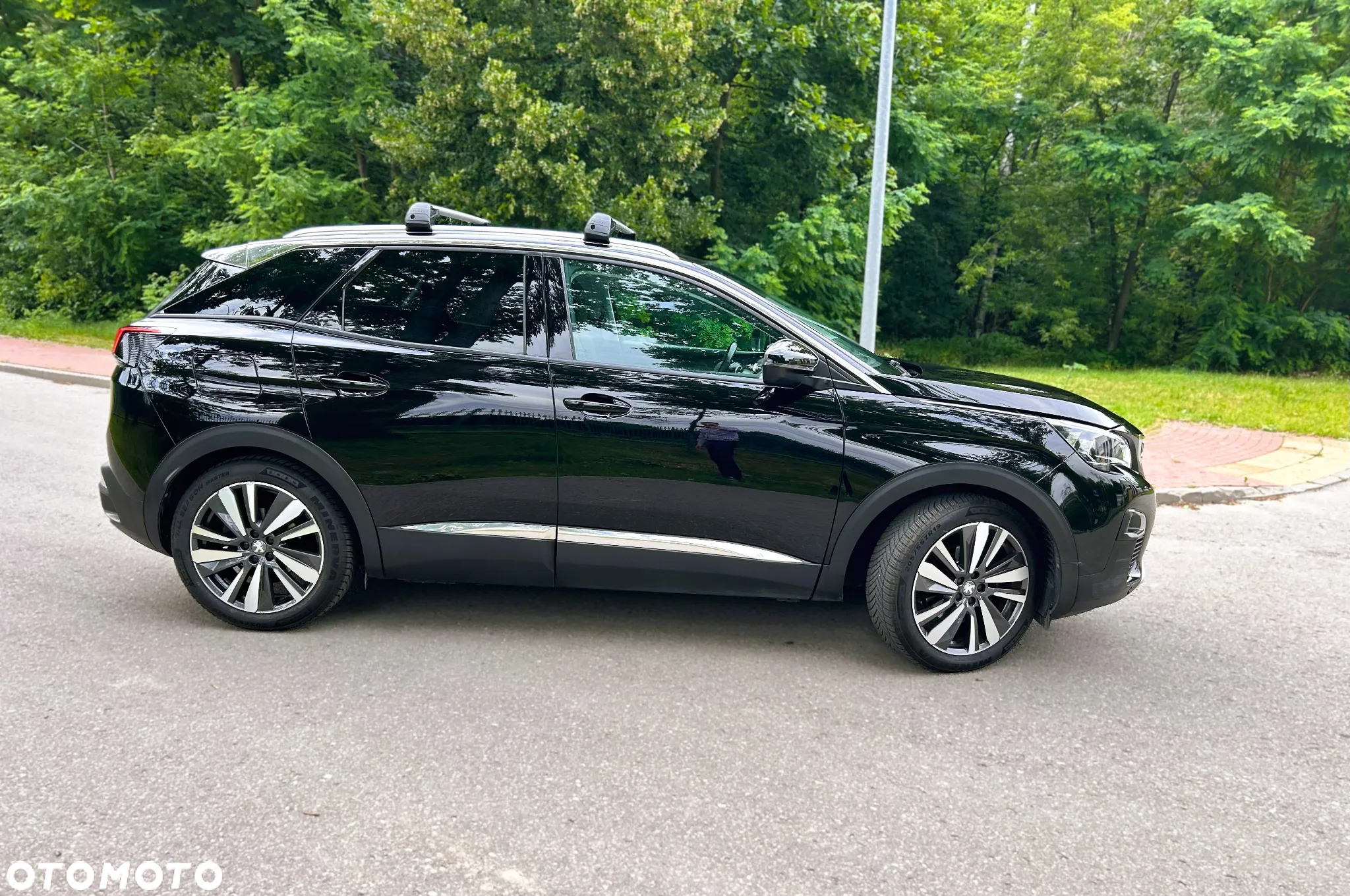 Peugeot 3008 1.2 PureTech Allure Pack S&S EAT8 - 6