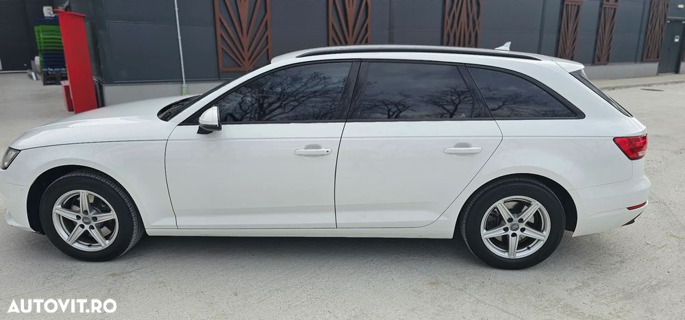Audi A4 35 TDI S tronic - 3