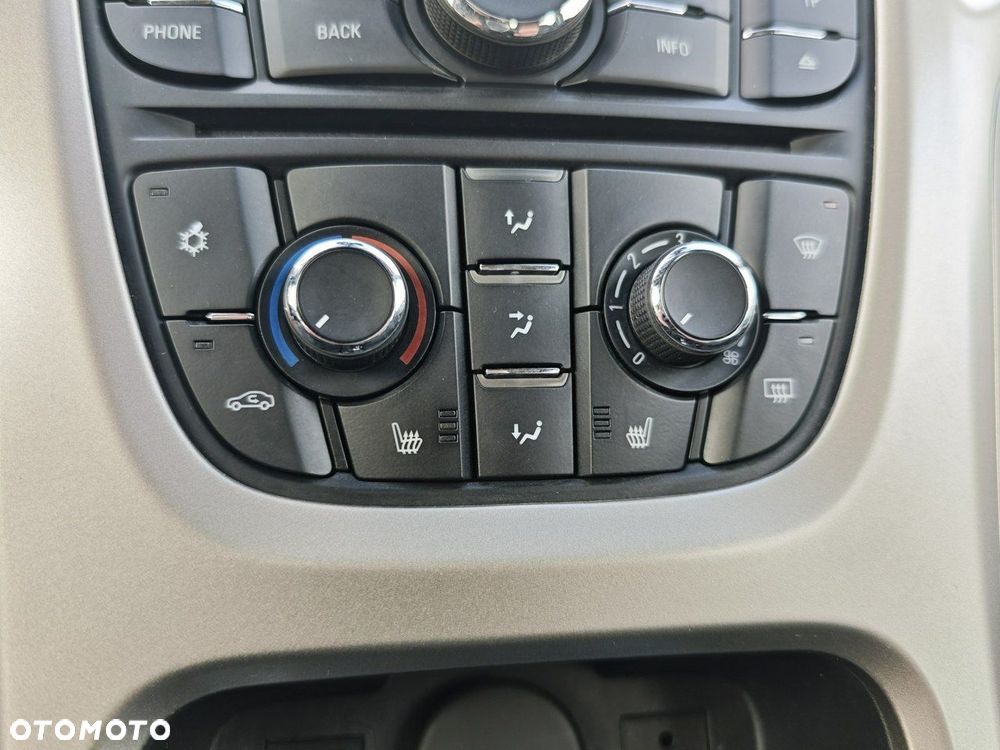 Opel Astra 1.4 ecoFLEX Start/Stop Active - 22