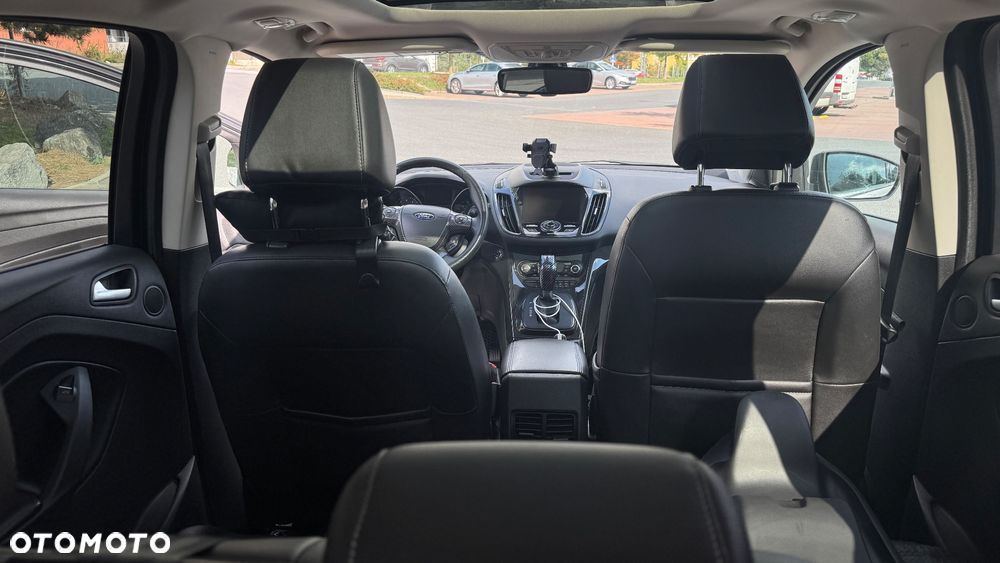 Ford Escape 2.0 EcoBoost AWD Titanium - 27