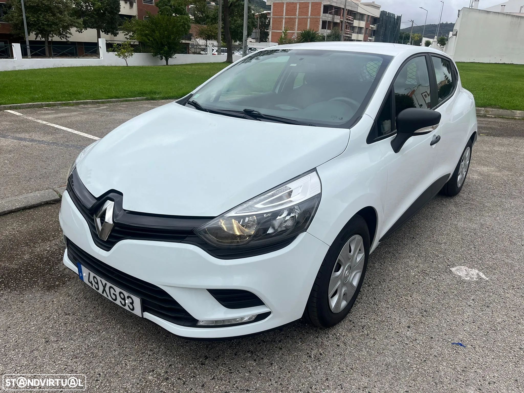 Renault CLIO 1.5 dCI 75cv - ZEN - AC - IVA DEDUTÍVEL - 1