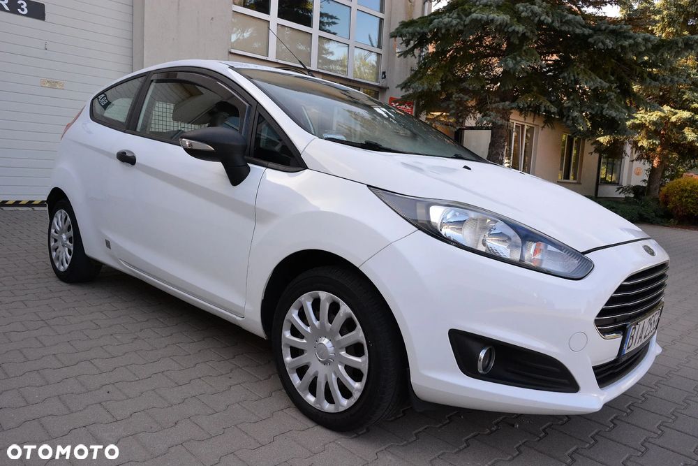 Ford Fiesta 1.5 TDCi St&St Ambiente - 4
