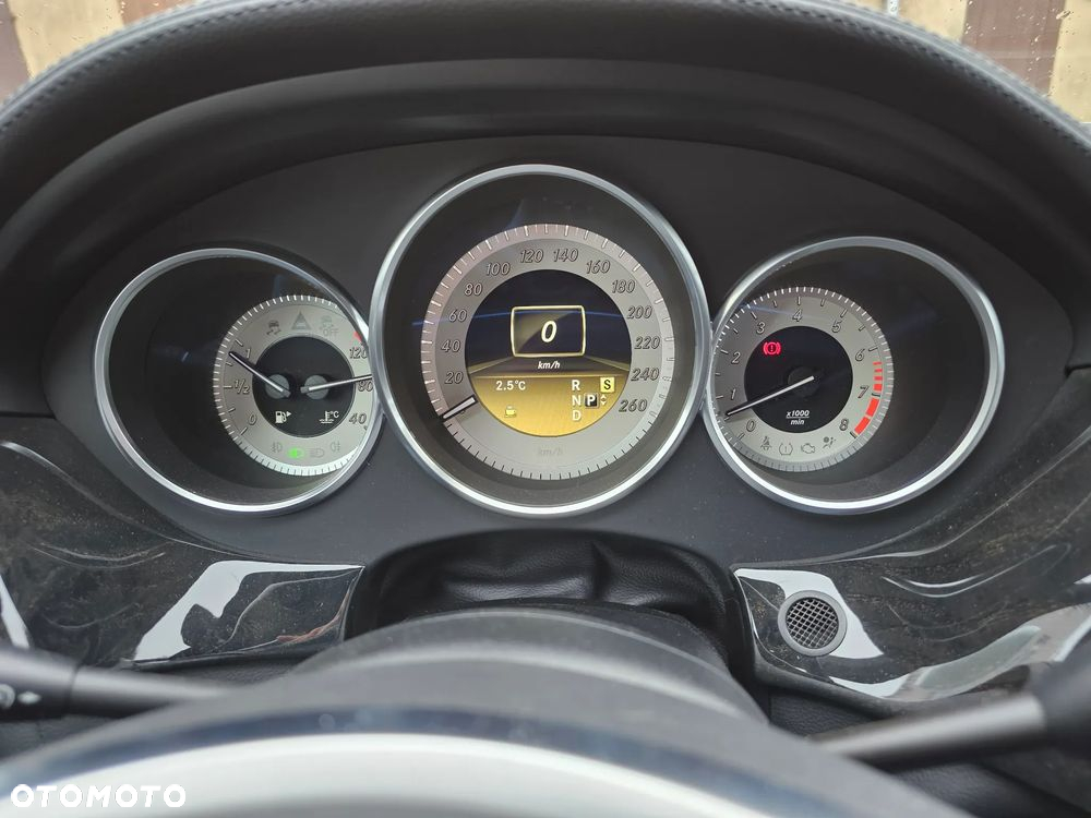 Mercedes-Benz CLS 500 BlueEffICIENCY - 30