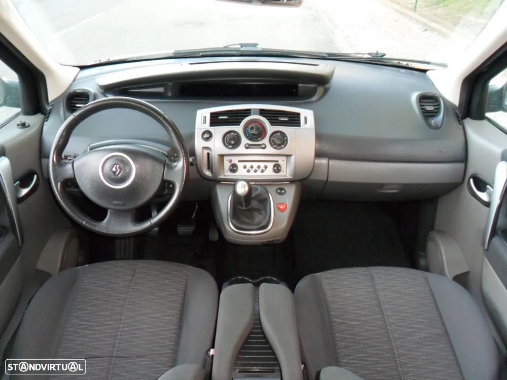 Renault Scénic 1.4 Dynamique - 4