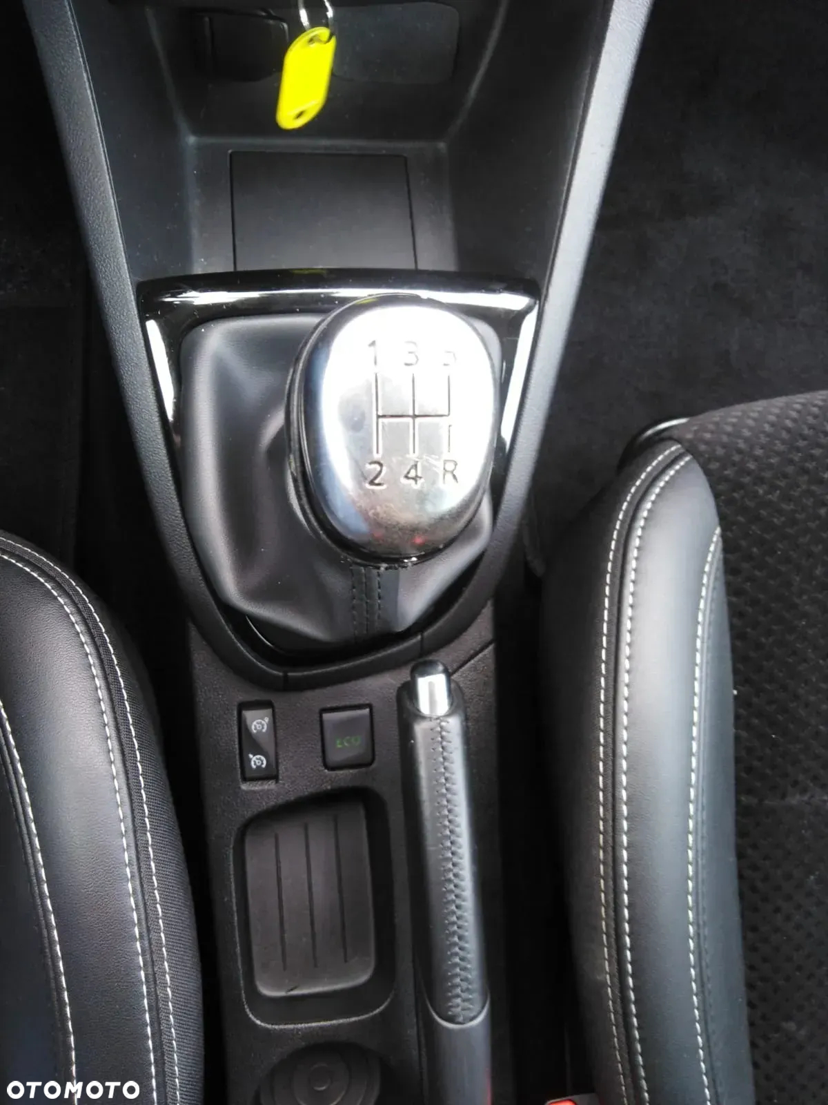 Renault Clio - 11