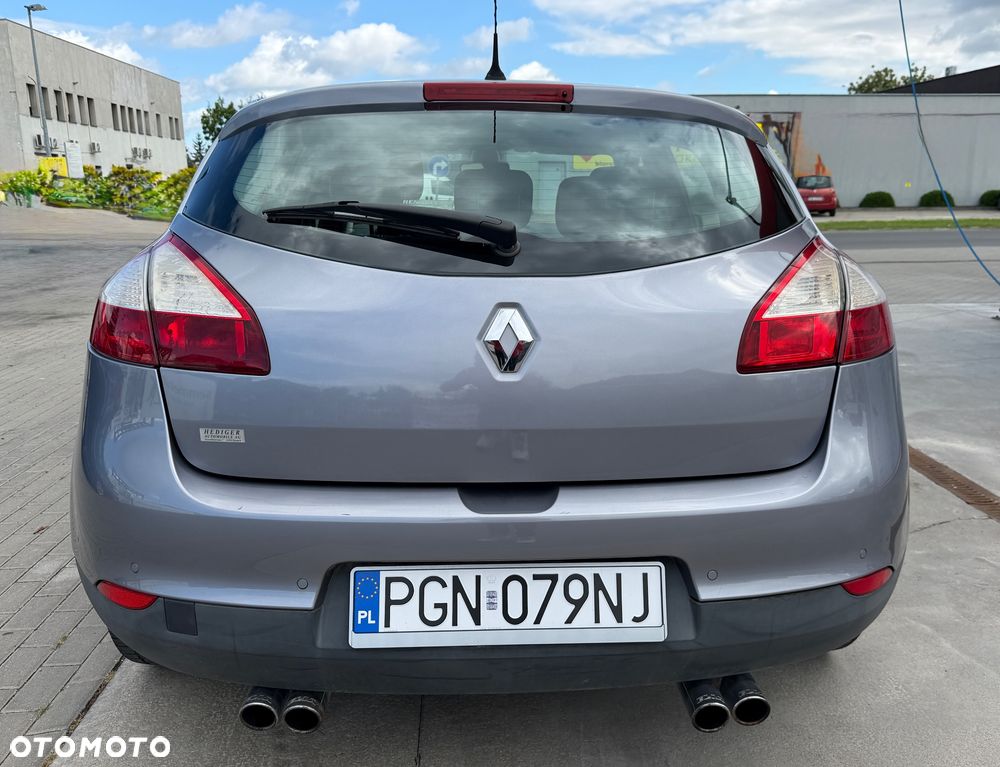 Renault Megane TCe 180 Dynamique - 14
