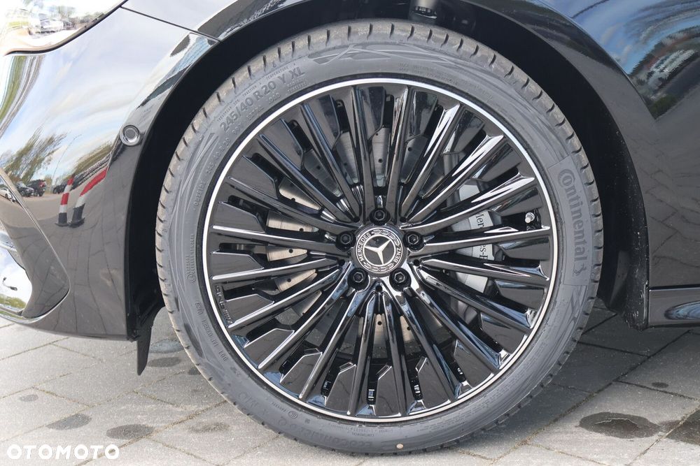 Mercedes-Benz Klasa E - 26