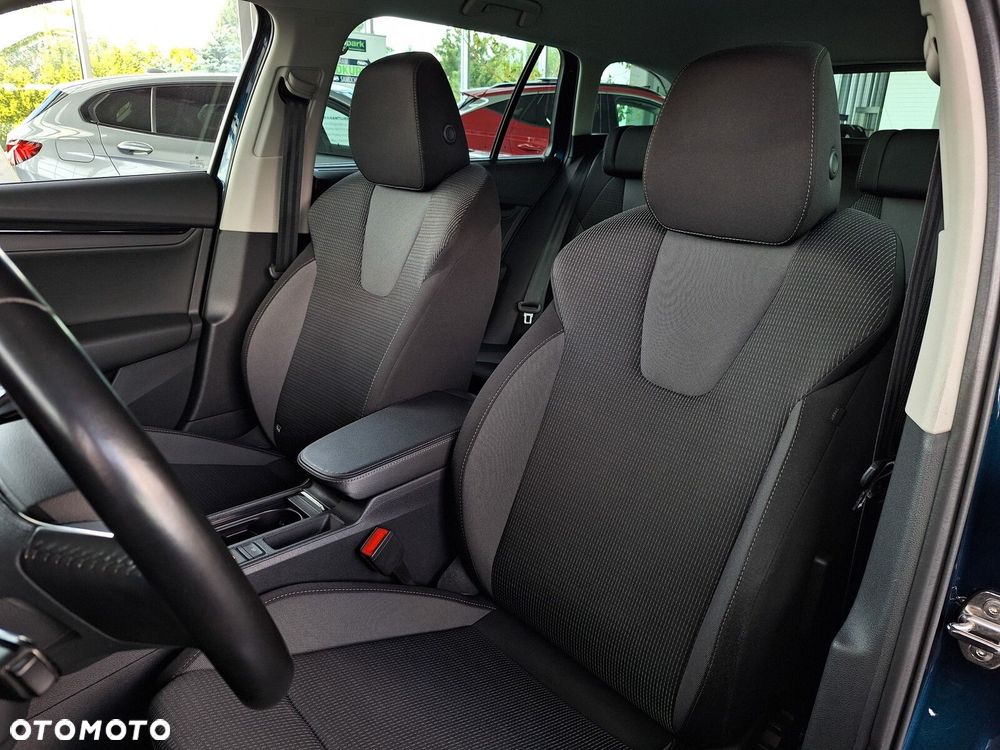 Skoda Octavia 2.0 TDI Ambition - 17