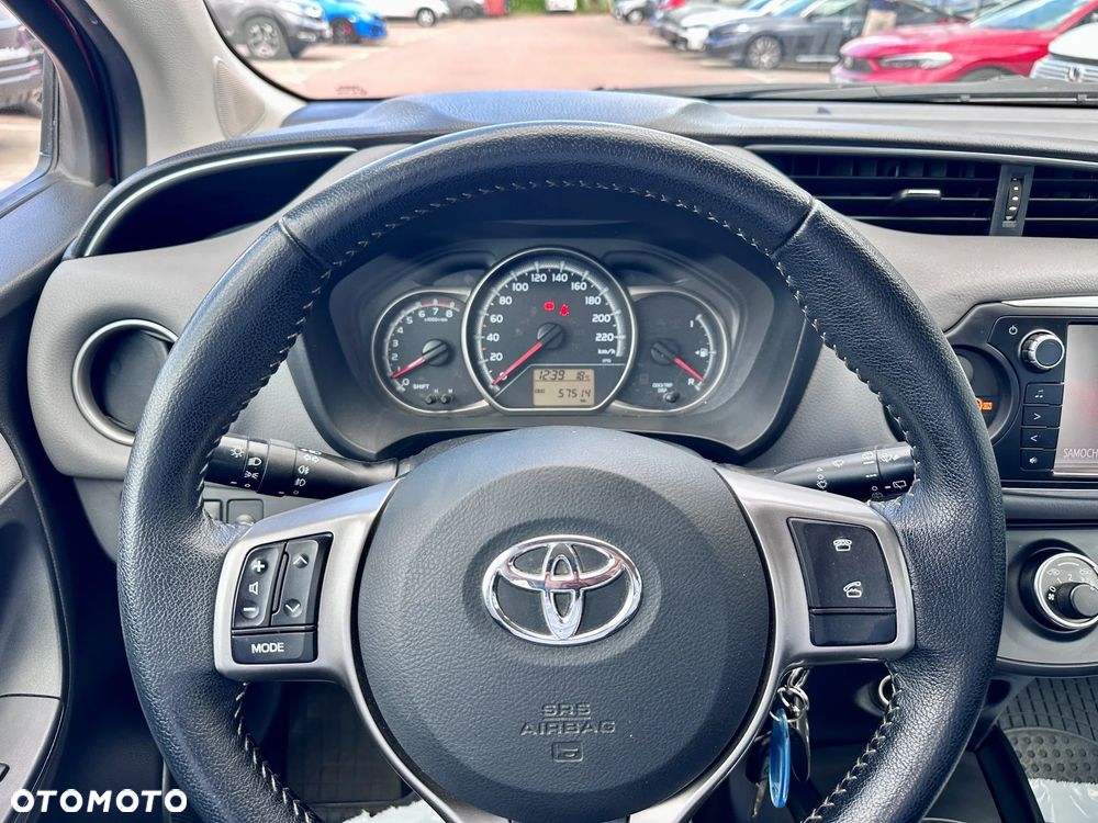 Toyota Yaris 1.33 Premium - 21