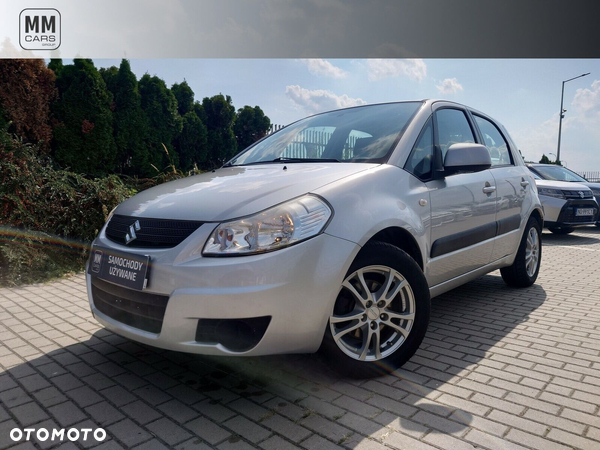 Suzuki SX4 1.6 GS / Premium