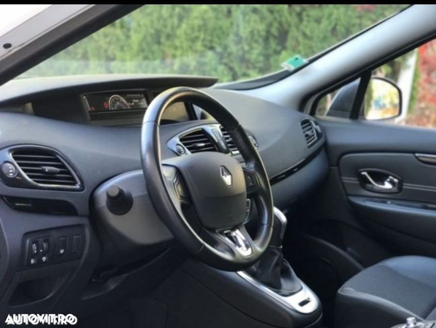 Renault Scenic - 2