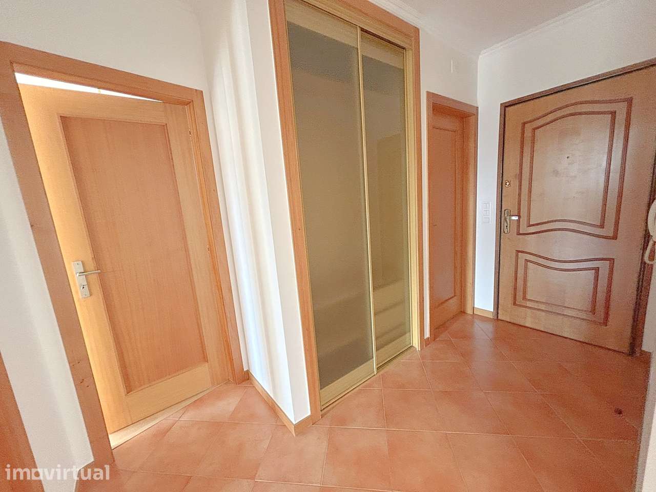Apartamento T1 Em Ótimo estado Conservação! - Grande imagem: 5/26
