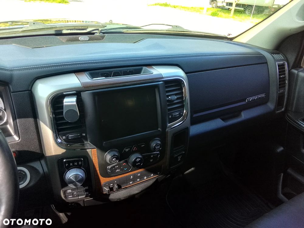 Dodge RAM ver-5-7-crew-cab-longbed-laramie-black - 34