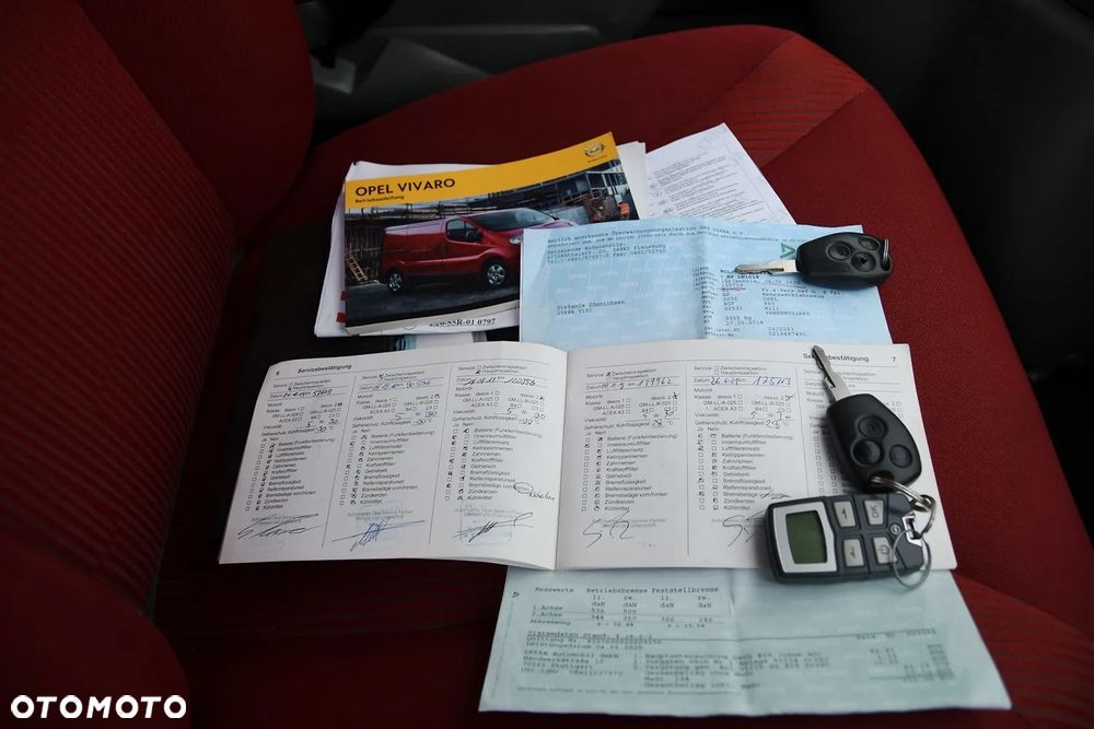 Opel Vivaro - 38