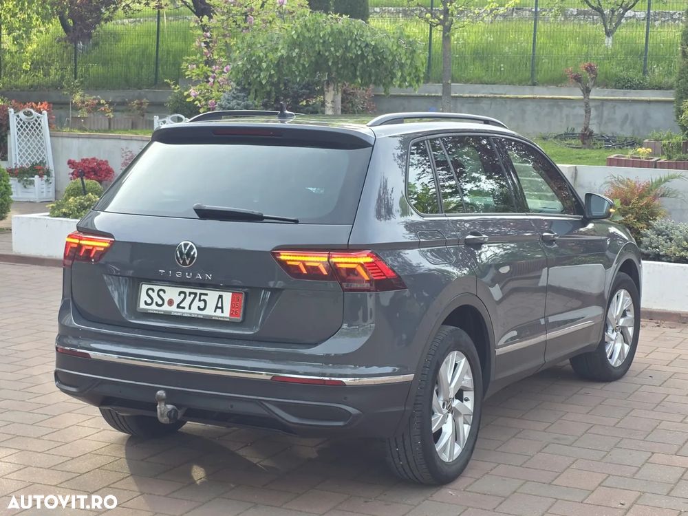 Volkswagen Tiguan 2.0 TDI 4Mot DSG Elegance - 4