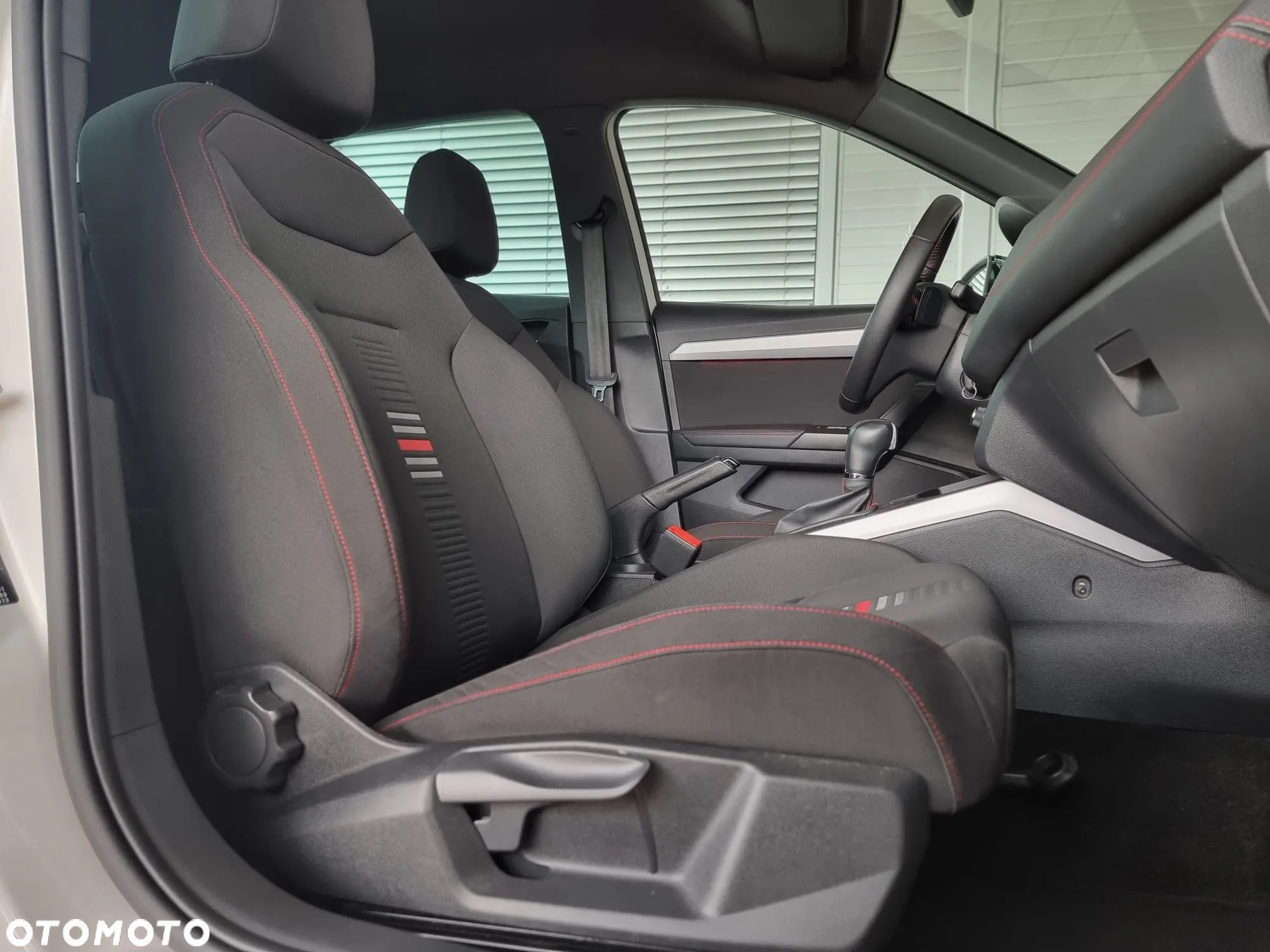 Seat Arona 1.0 TSI DSG OPF FR - 31