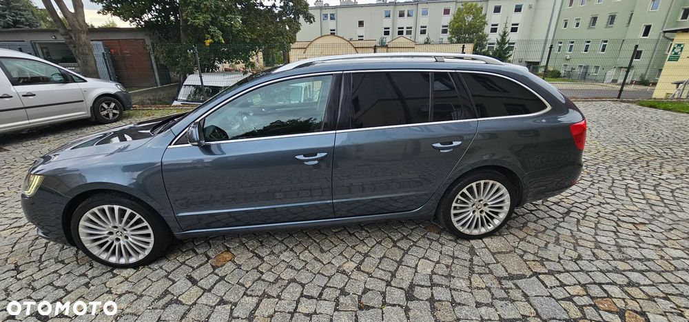 Skoda Superb 2.0 TDI Elegance - 7