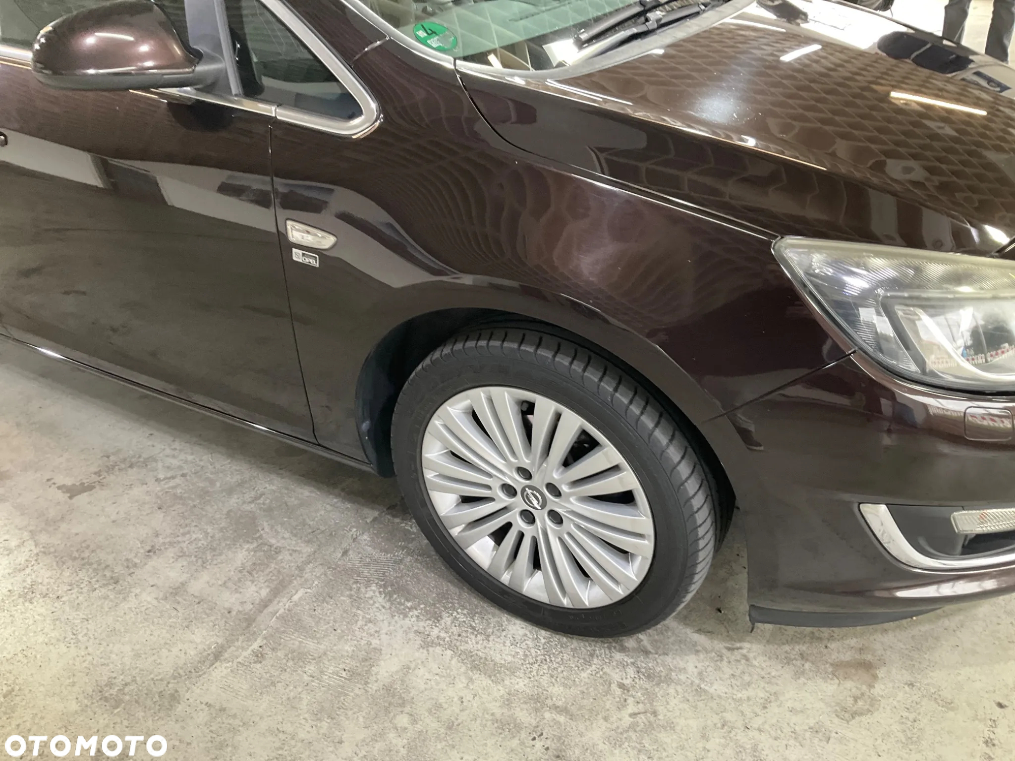 Opel Astra 1.4 Turbo 150 Jahre - 8