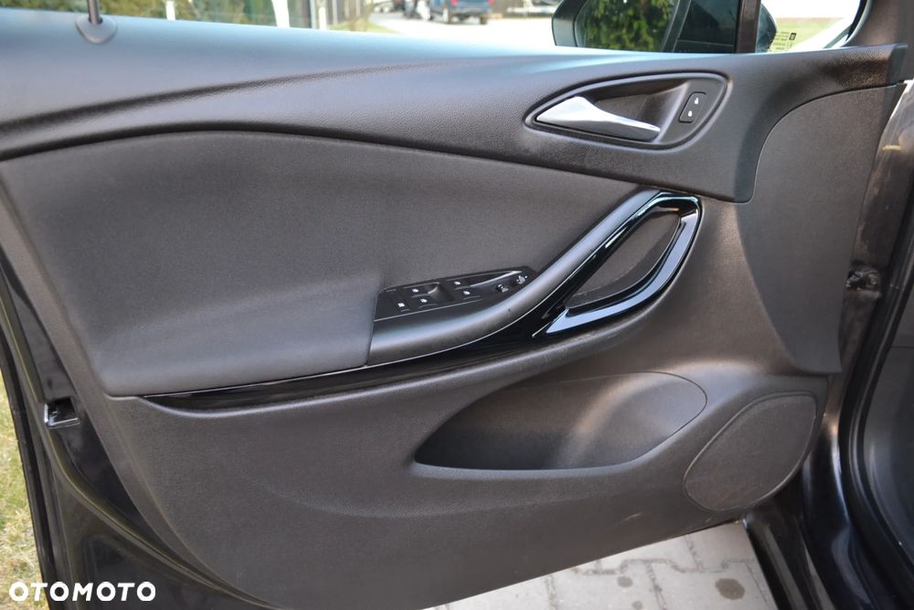 Opel Astra 1.4 Turbo Innovation - 20