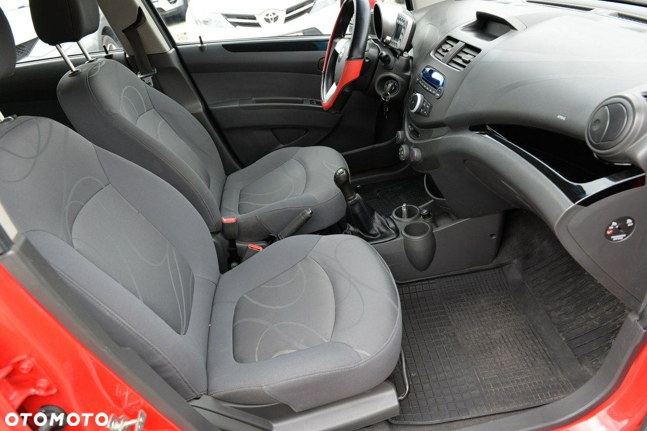 Chevrolet Spark - 12