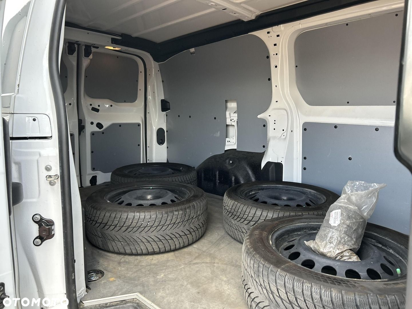Toyota PROACE - 10