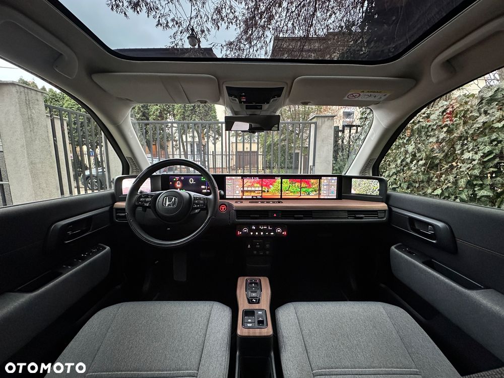 Honda e Advance (17") - 14