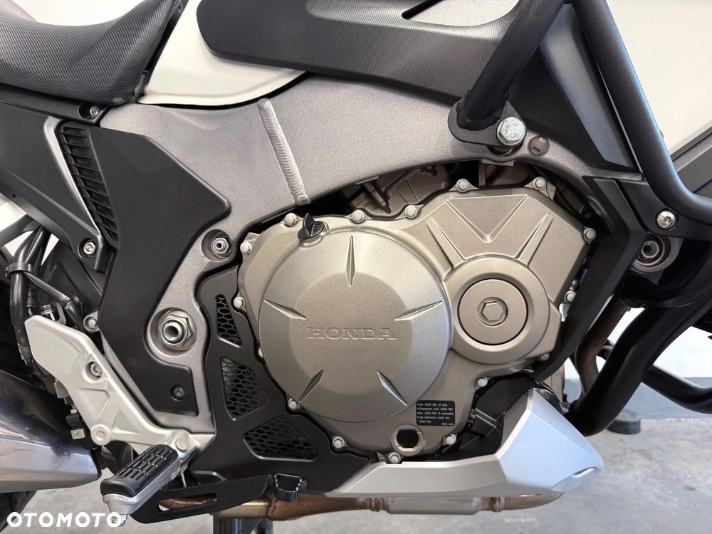 Honda VFR - 22