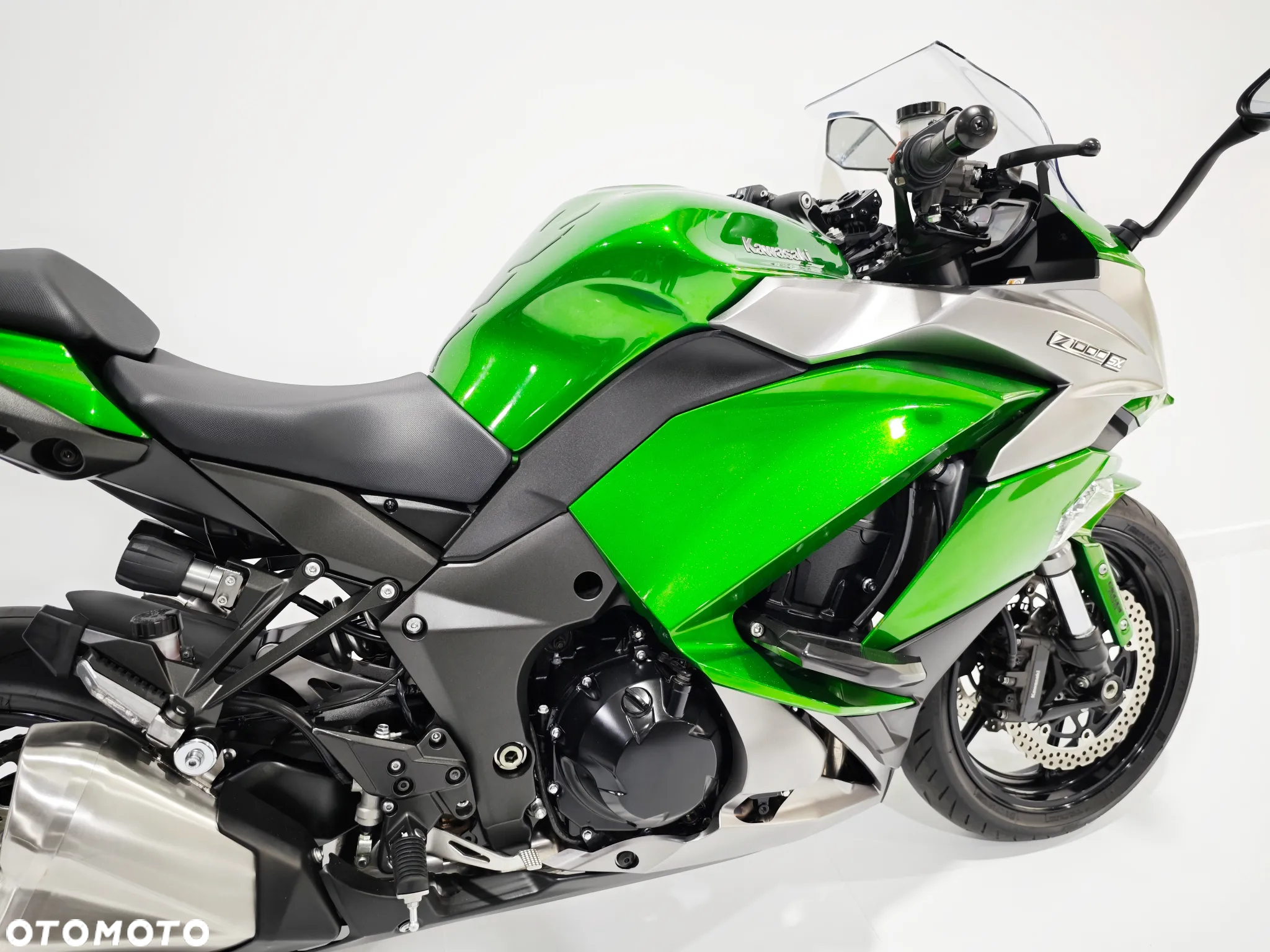 Kawasaki Ninja 1000 SX - 11