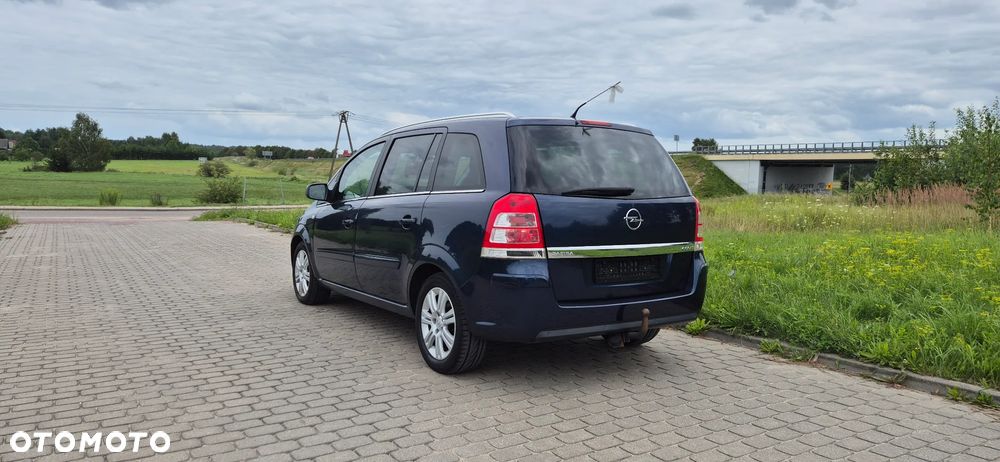 Opel Zafira 1.7 CDTI Cosmo - 8