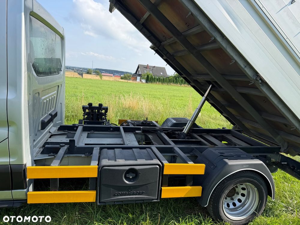 Ford Transit - 10