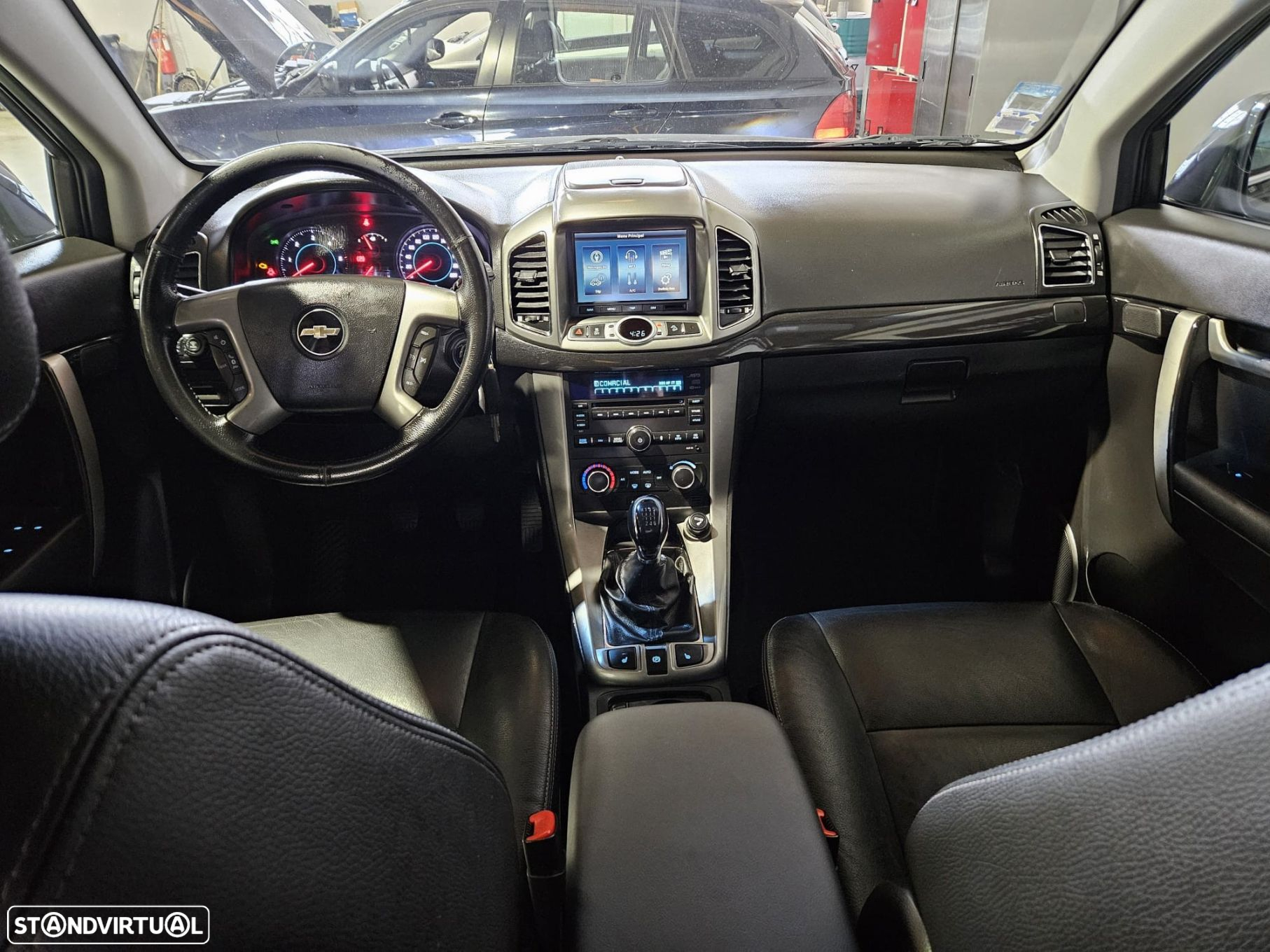 Chevrolet Captiva - 12