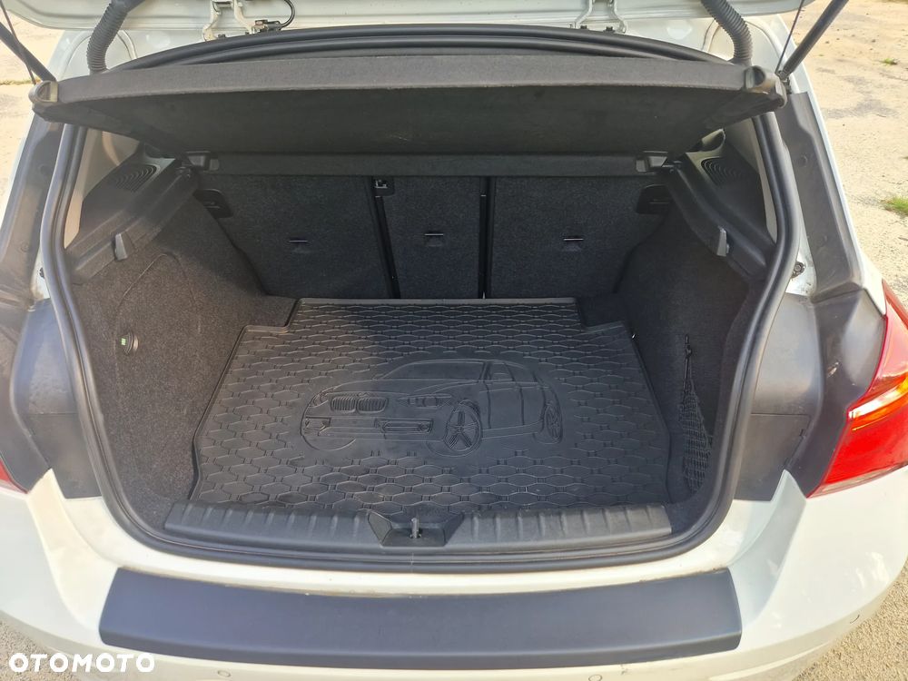 BMW Seria 1 118i GPF Sport Line - 9