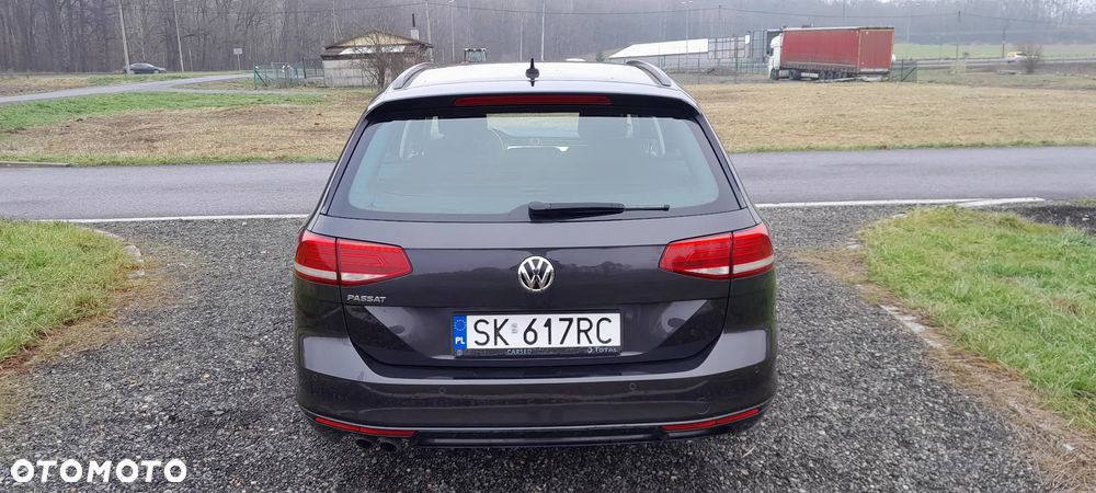 Volkswagen Passat - 5