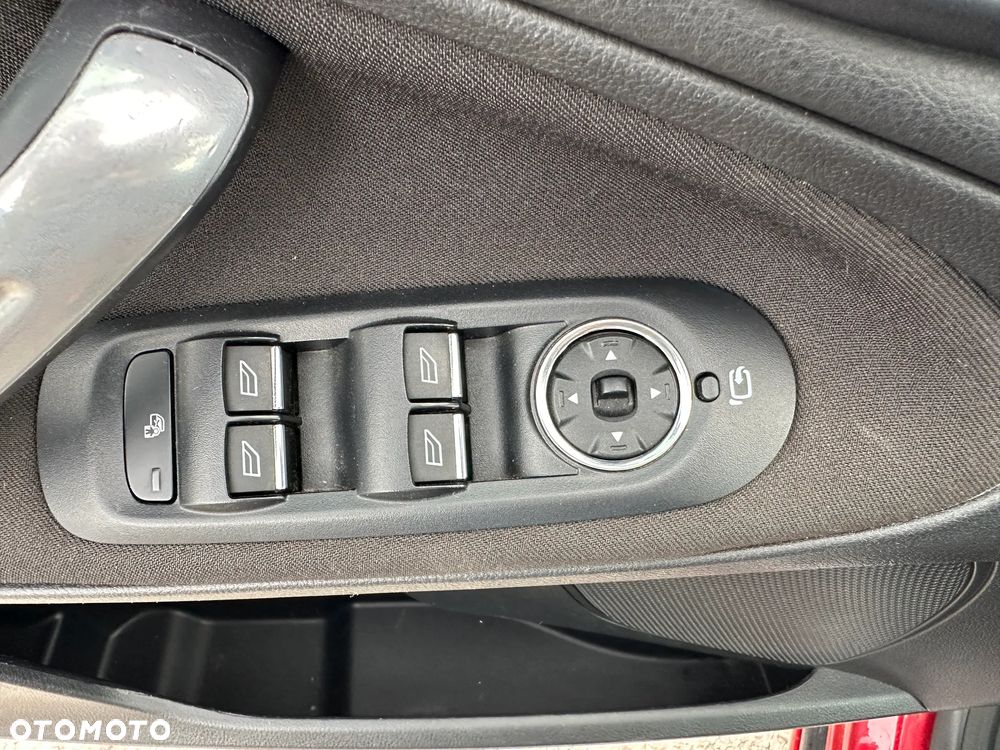 Ford S-Max 2.0 TDCi DPF Titanium X - 12