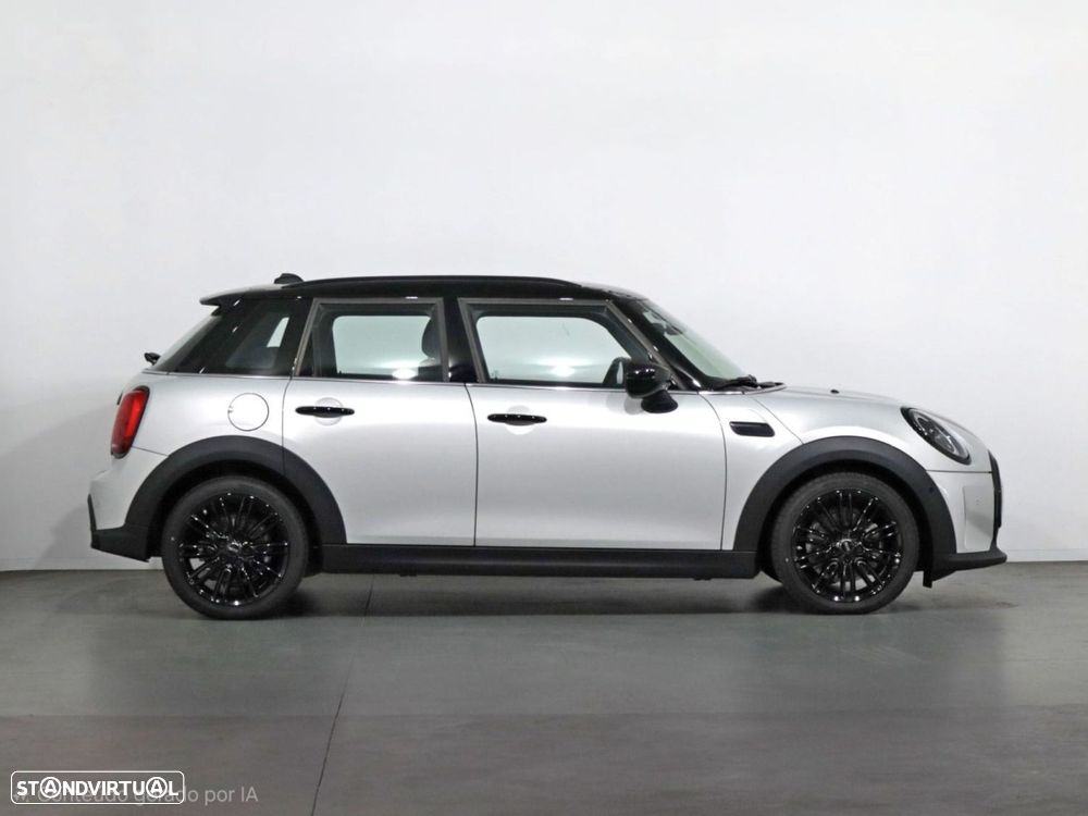 Usado MINI 5 Portas 2022 - 25 500 EUR, 28 000 km - Standvirtual.com