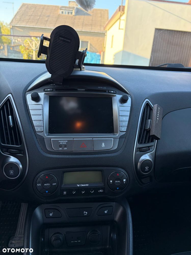 Hyundai ix35 2.0 GDI Premium 2WD - 17