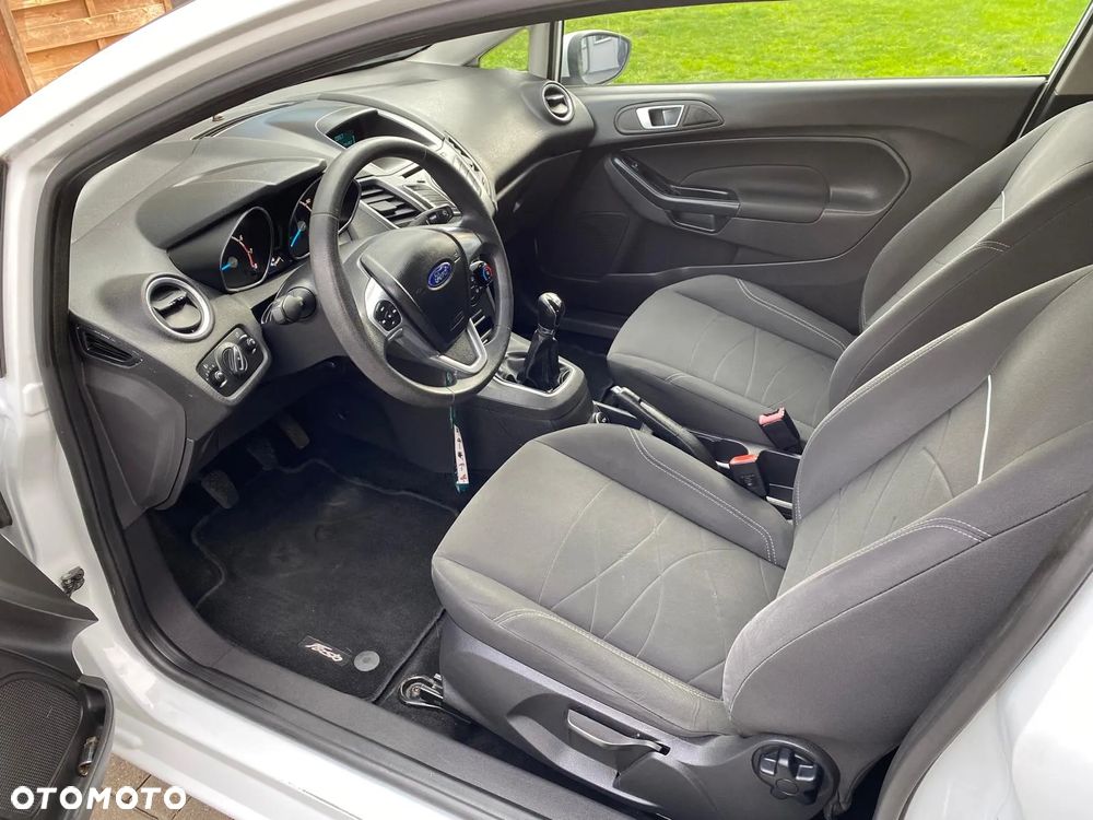 Ford Fiesta - 15
