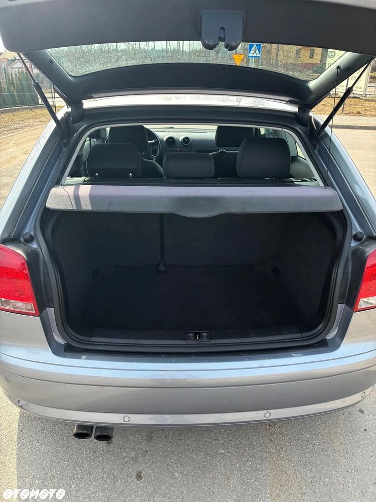 Audi A3 3-drzwiowe 2.0 FSI Ambition - 7